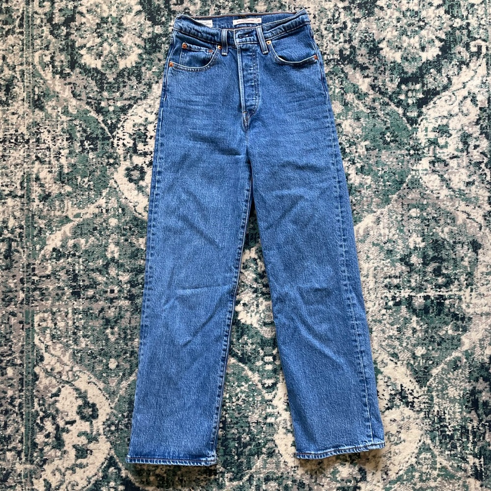 Levi’s Ribcage Straight Jeans